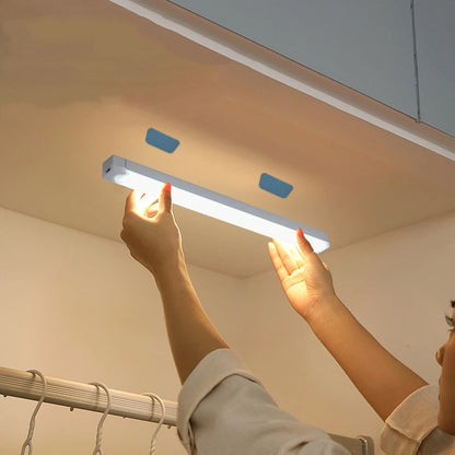 Velora Glow Motion Sensor LED Night Light – Rechargeable Cordless Cabinet & Kitchen Lamp